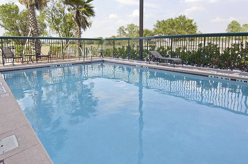Wingate By Wyndham - Orlando International Airport- Free Hot Breakfast Hotel