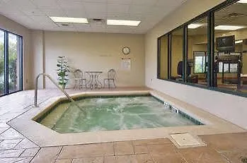 Wingate By Wyndham - Orlando International Airport- Free Hot Breakfast Hotel