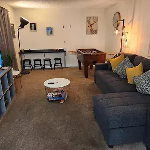 Centauri Vacation Rentals: 2-bedroom With Free Parking , Orlando United States